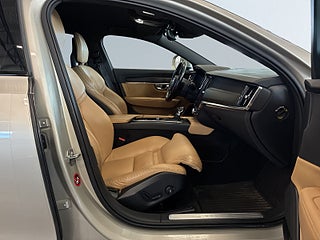 Volvo V90 Cross Country D4 AWD Geartronic Inscription Pro S&V-hjul/Drag/360/Nav – bild 10