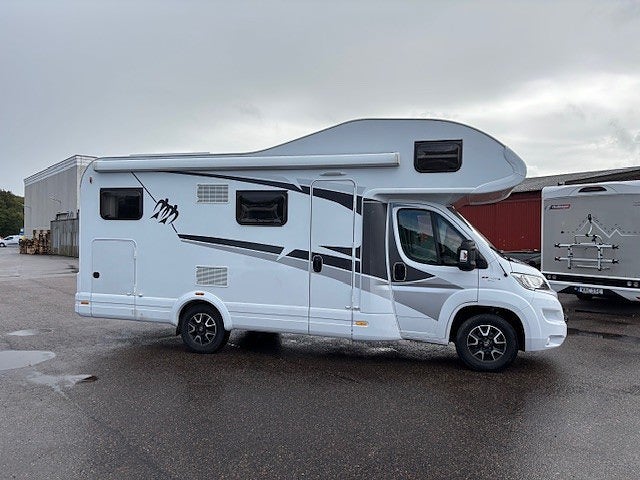Knaus Sky Traveller 650