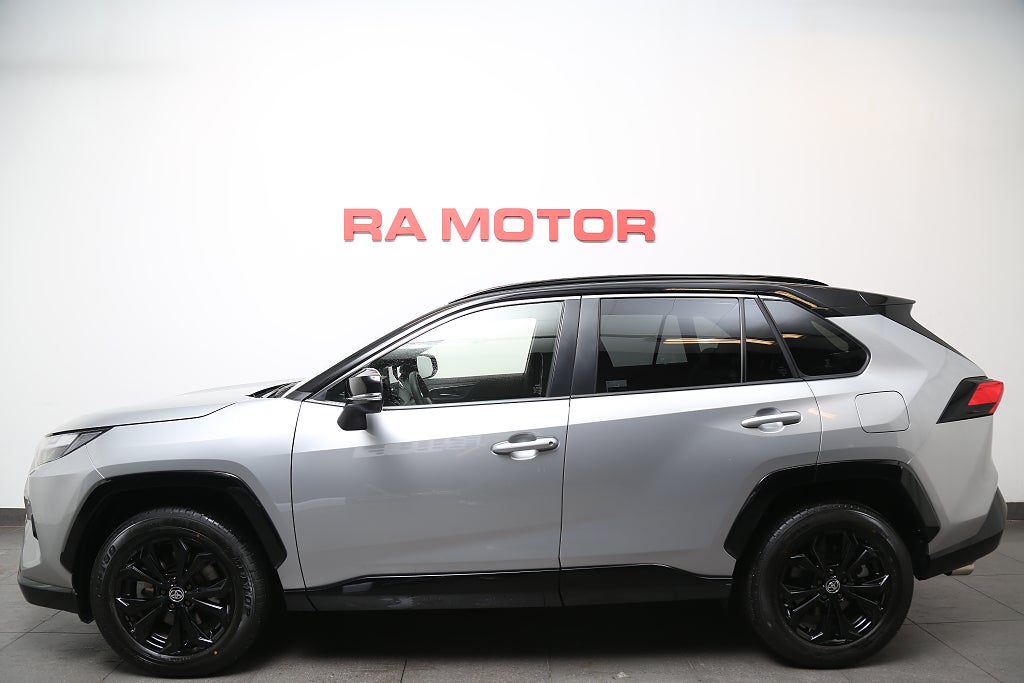 Toyota RAV4 2,5 Hybrid AWD-i E-CVT 222hk Leasbar 2025
