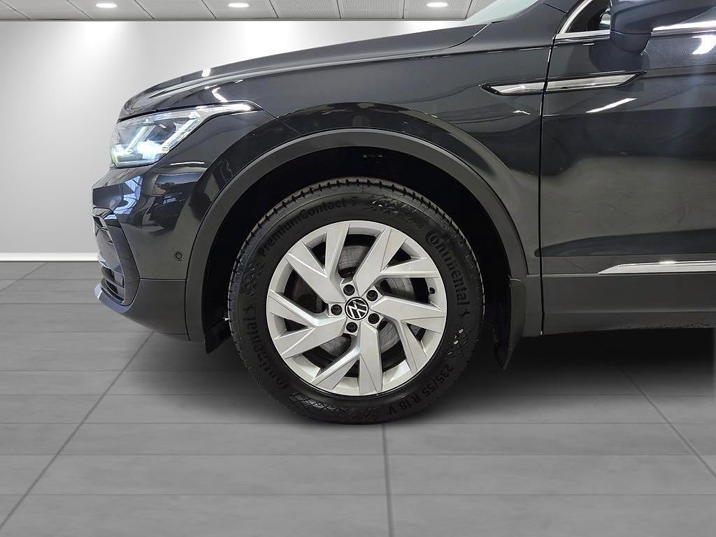 Volkswagen Tiguan Elegance 2.0 TDI 200 hk DSG 4Motion Vhjul Drag Parkv
