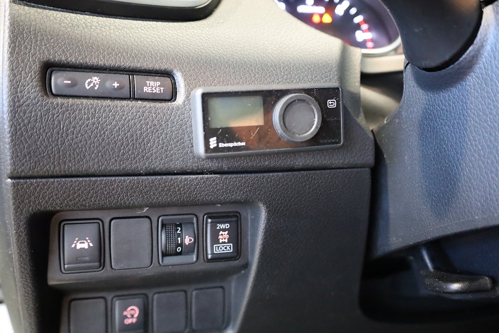 Nissan Qashqai 1,7 dCi 150hk Acenta 4X4 Motorv P-Värmare B-Kamera