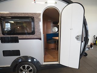 Husvagn, 1-axl T@B 400 Metropolis 6 av 15