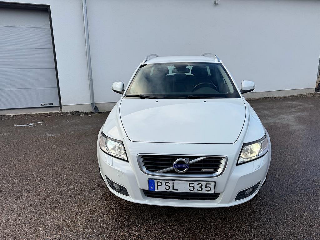 Volvo V50 2.0 Momentum Euro 5 Ingår 1 års garanti 