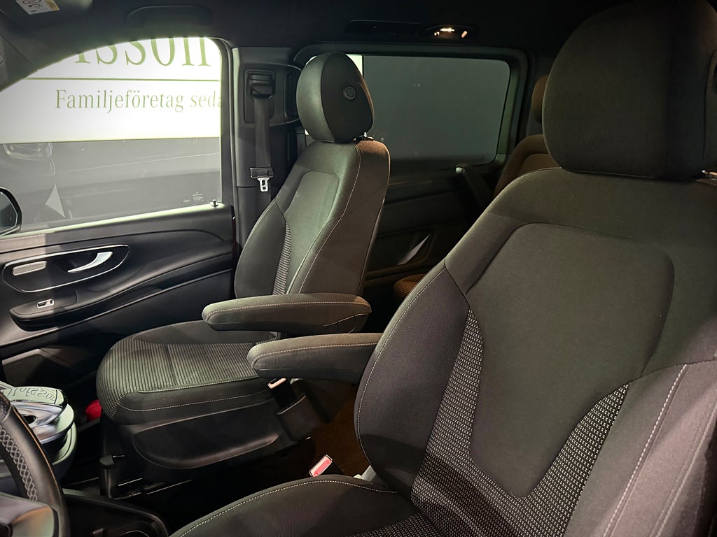 Mercedes-Benz V 300d 4matic AMG Lång Värmare Drag 7-sits - bild 5