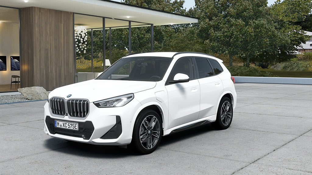 BMW X1 xDrive25e M Sport Active Ed Drag DA | Ränta 0,95%