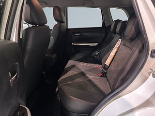 Suzuki Vitara 1.4 Boosterjet 16V AllGrip S Drag Mvärm Kamera S/V-hjul – bild 13