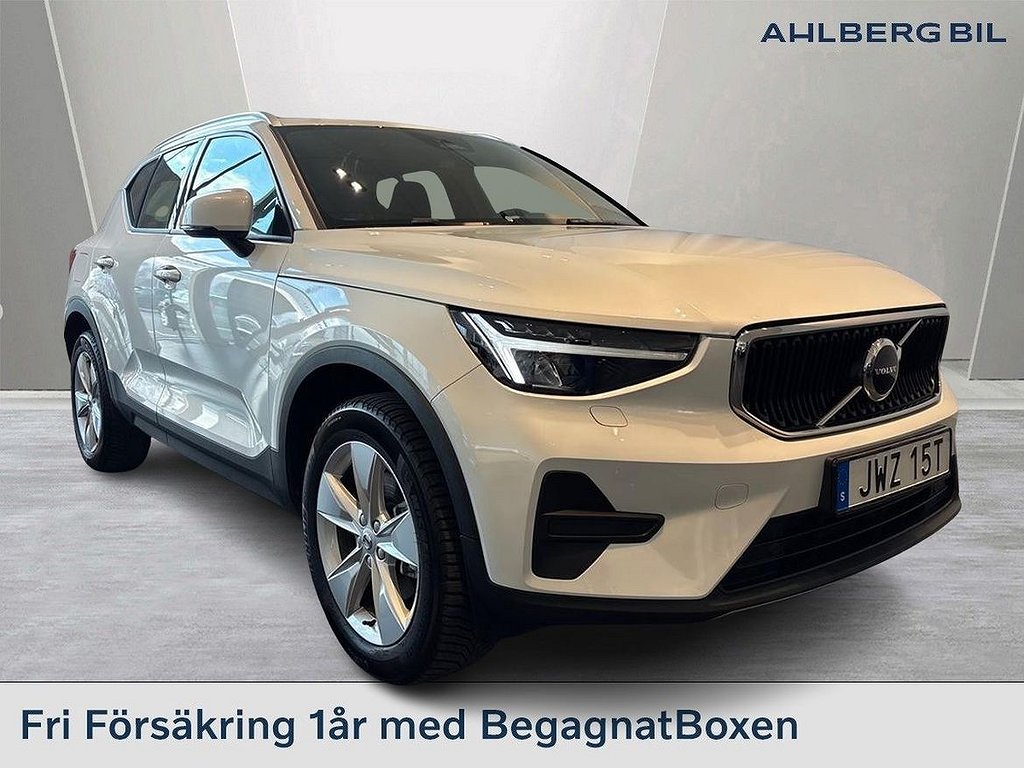 Volvo XC40 B4 FWD Bensin Core SE II,,Förarstöd, Parkeringskamera Bak, Baklu