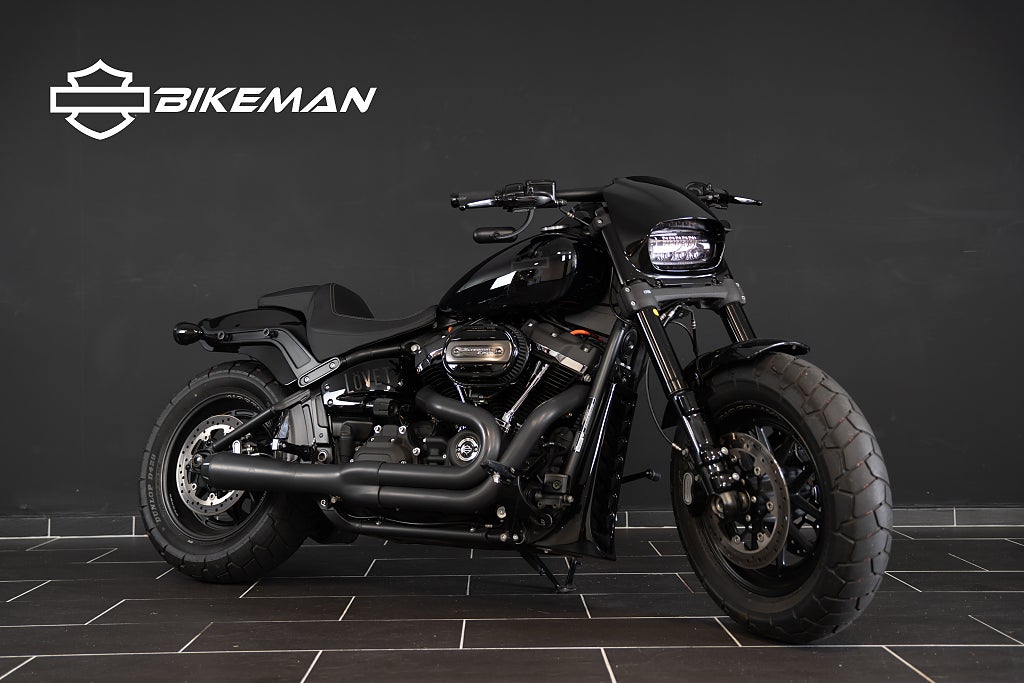 Harley-Davidson Fat Bob Bassani Road Rage 2-1 