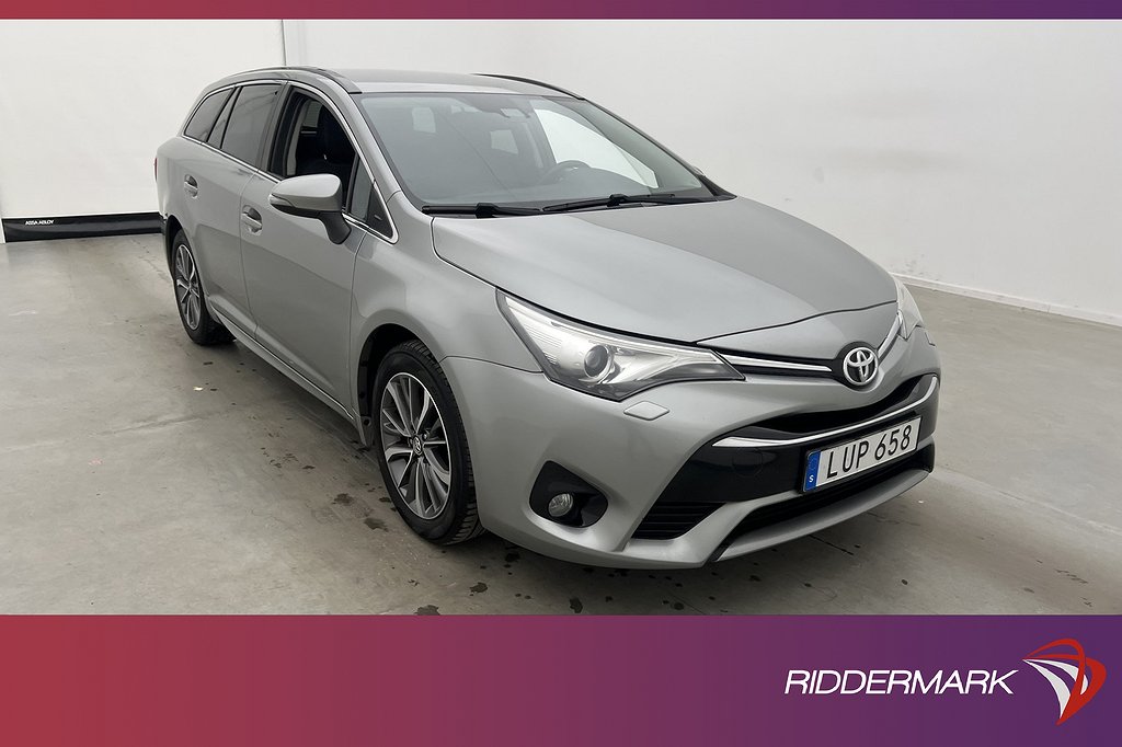 Toyota Avensis Kombi 143hk Active P-Värmare Kamera Navi