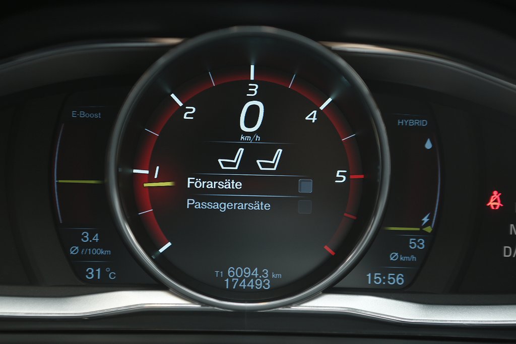 Volvo V60 D6 Plug-in Hybrid Momentum AWD Aut Skinn VOC Drag 2014