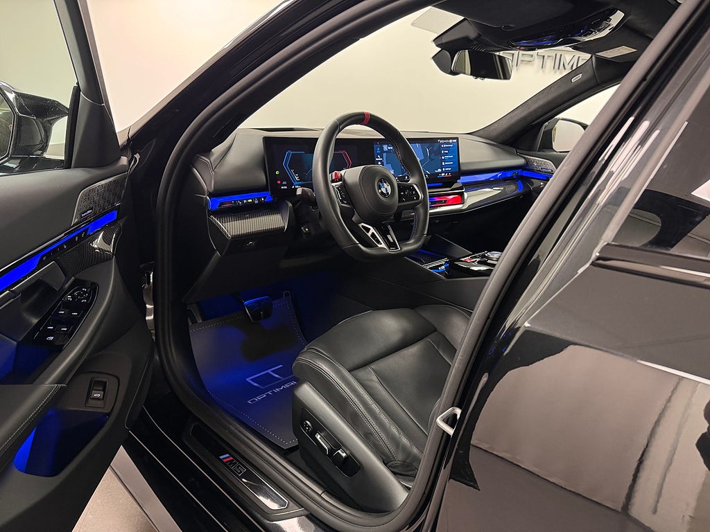 BMW M5 2025 - miniatyr 8