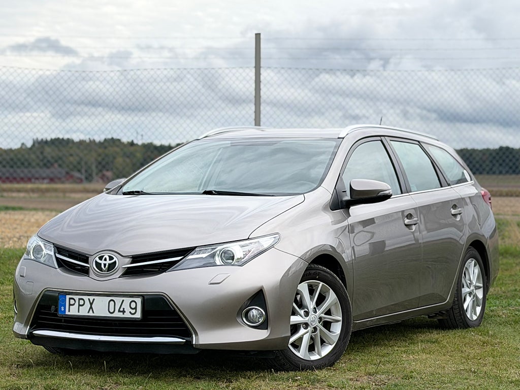 Toyota Auris Touring Sports 2.0D 1 ÅRS GARANTI 