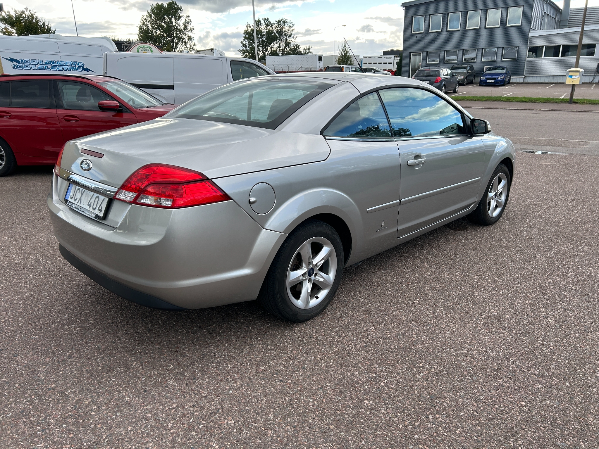 Ford Focus CC Cab 1.6 Trend Euro 4 2010, bild 7/10