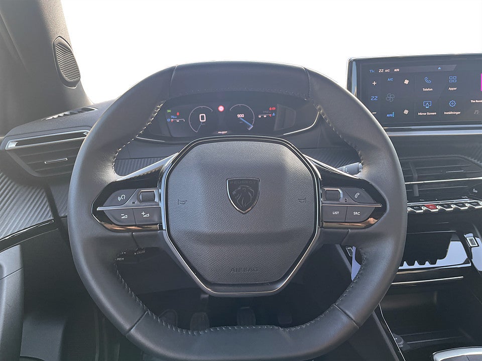 Bild på Peugeot 2008 Allure 1.2 PT 131hk B-KAMERA CARPLAY