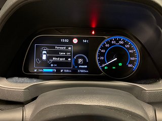 Halvkombi Nissan Leaf 14 av 19