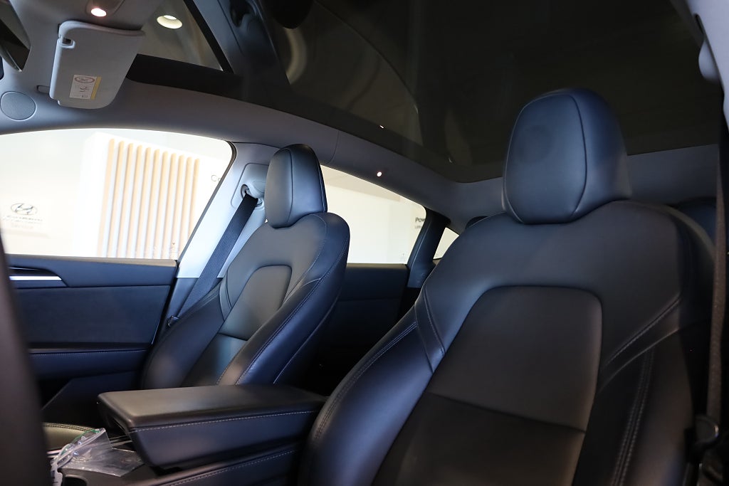 Tesla Model Y Performance AWD 534 HK Autopilot Pano Navi 2022