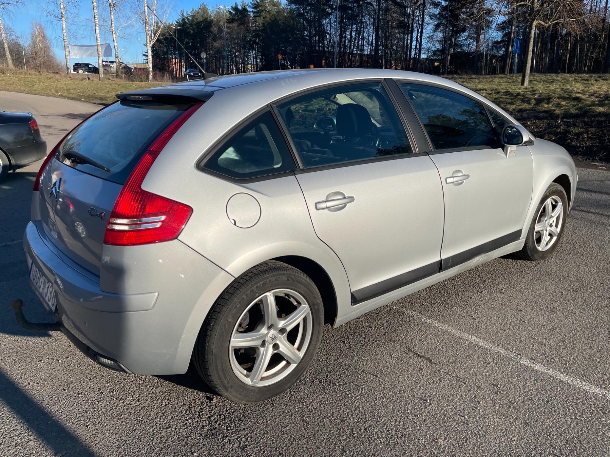 Citroen C4 1.6 HDiF EGS 109hk 2008, bild 3/31