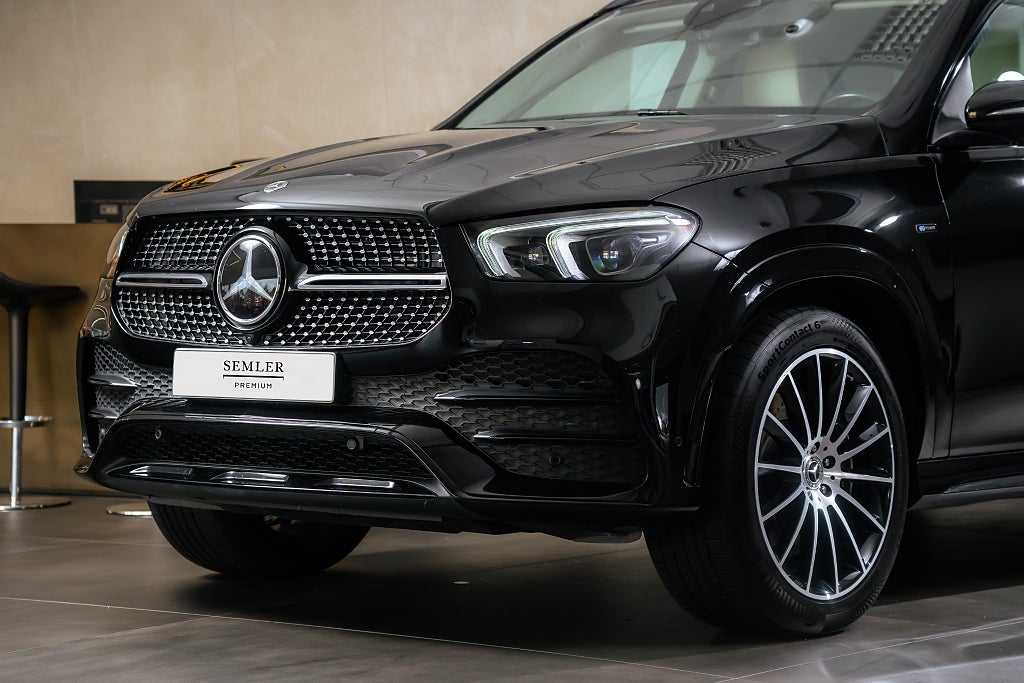 Gallery image 6 of 15