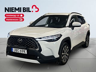Toyota Corolla Cross Hybrid AWD-i e-CVT Drag/Kamera/M-Värmare/LED/S&V-Däck – bild 1