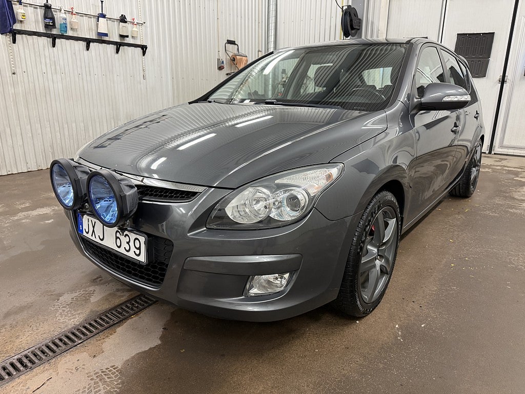 Hyundai i30 1.6 CRDi Dragkrok 10.000mil