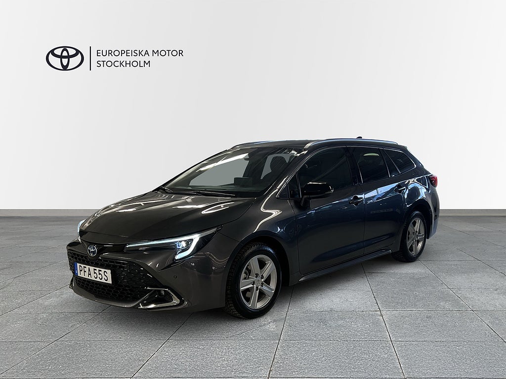 Toyota Corolla 1,8 HSD / Style / V-hjul / Nybilsgaranti / MOMS