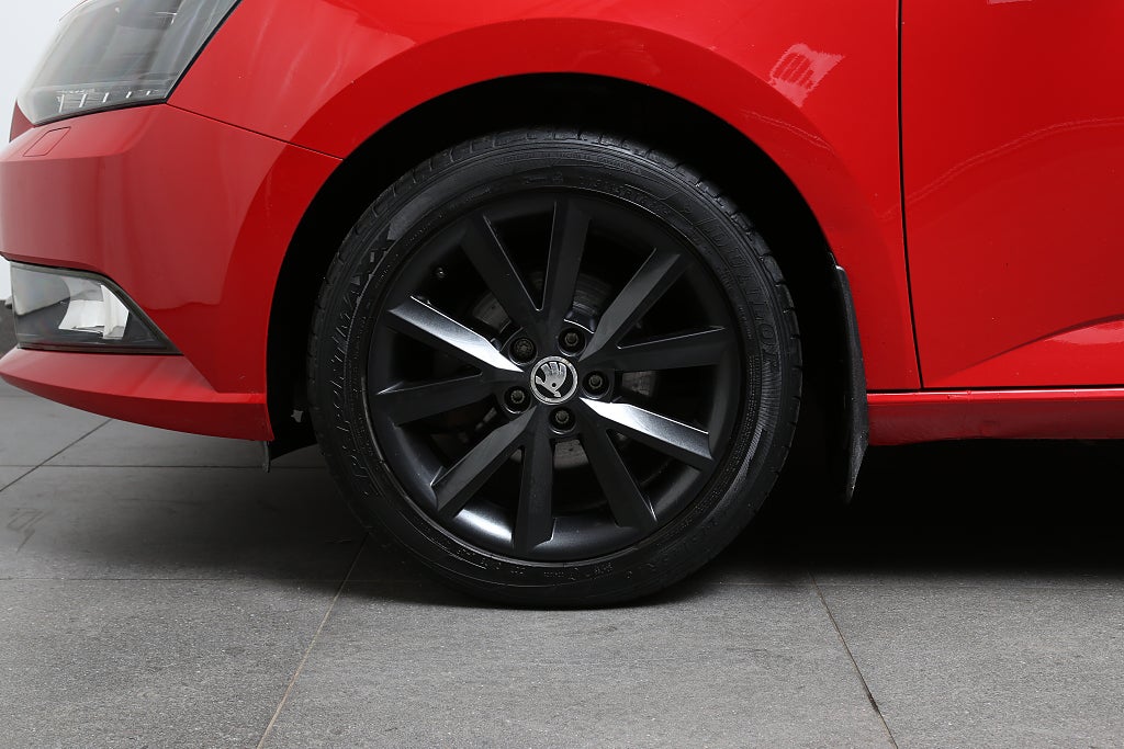 Skoda Fabia 1,2 TSI Style 90hk Kombi Motorvärmare 2016