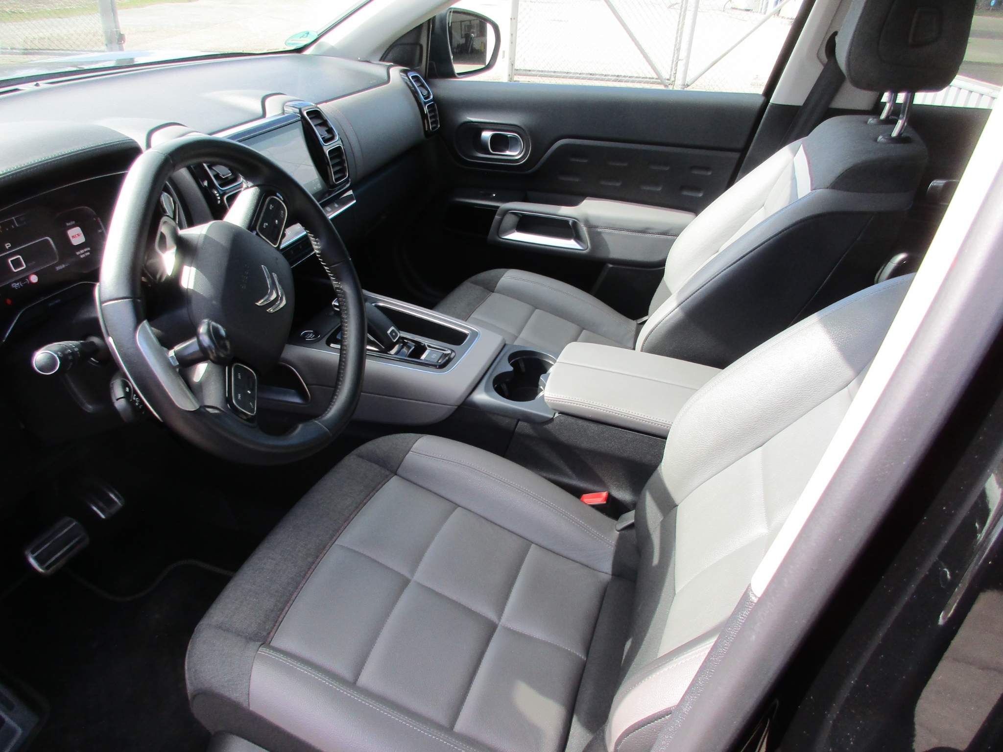 Citroen C5 Aircross 2019, bild 2/28