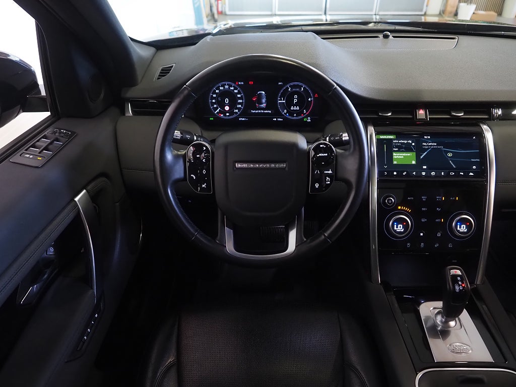 Land Rover Discovery Sport D180 MHEV SE AWD Signature | Pano | Drag | Skinn 2020
