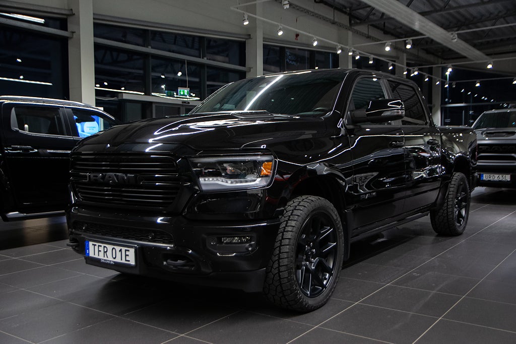 Dodge RAM 1500 5.7 V8 HEMI Laramie Night Ed Premium LÅG SKATT Cut-Out