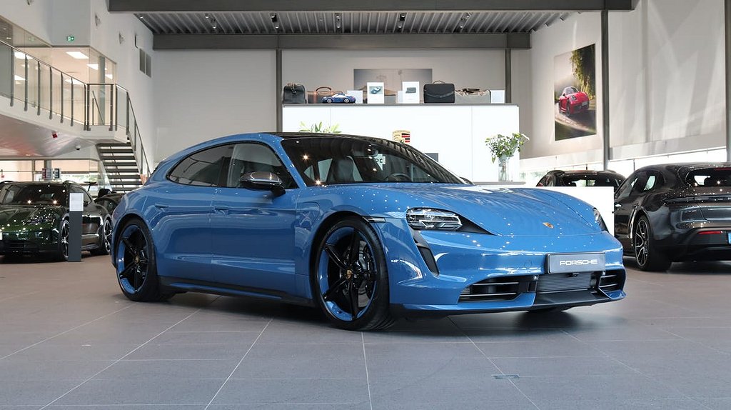 Porsche Taycan Turbo Sport Turismo 680Hk