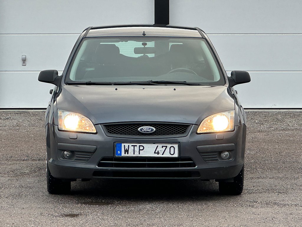 Ford Focus 1.6 Ti-VCT Euro 4 Välskött Nybesiktigad Nyservad 