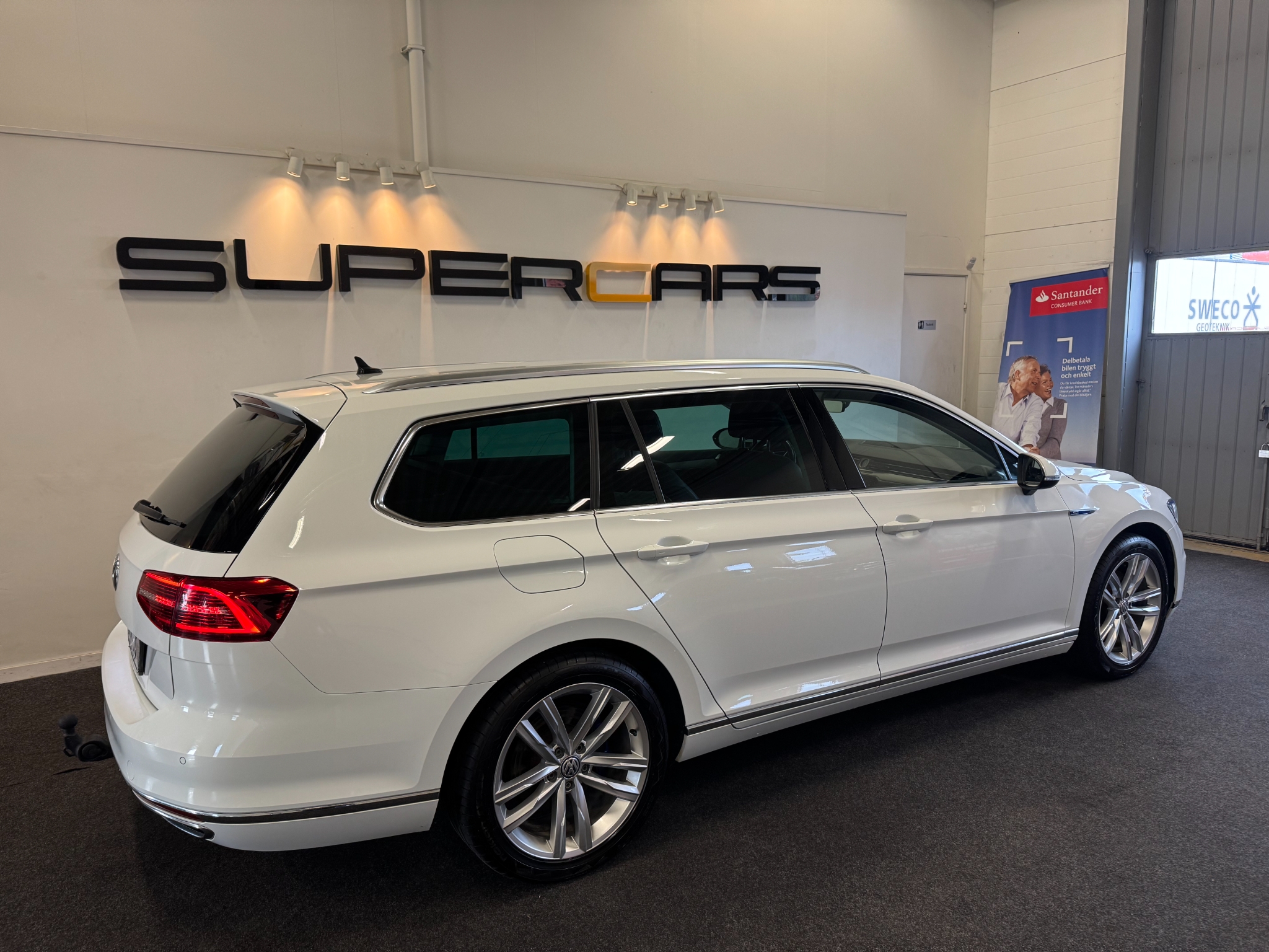 Volkswagen Passat GTE 2019, bild 7/10