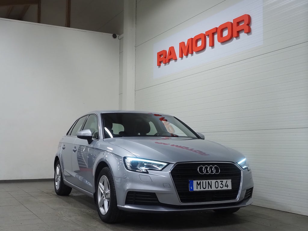 Audi A3 Sportback 1.5 150hk COD S Tronic Proline P-Sensorer