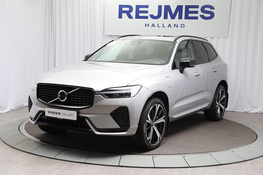 Volvo XC60 Recharge T6 Plus Dark |Drag |Kamera |Läder |Elstol |Panorama