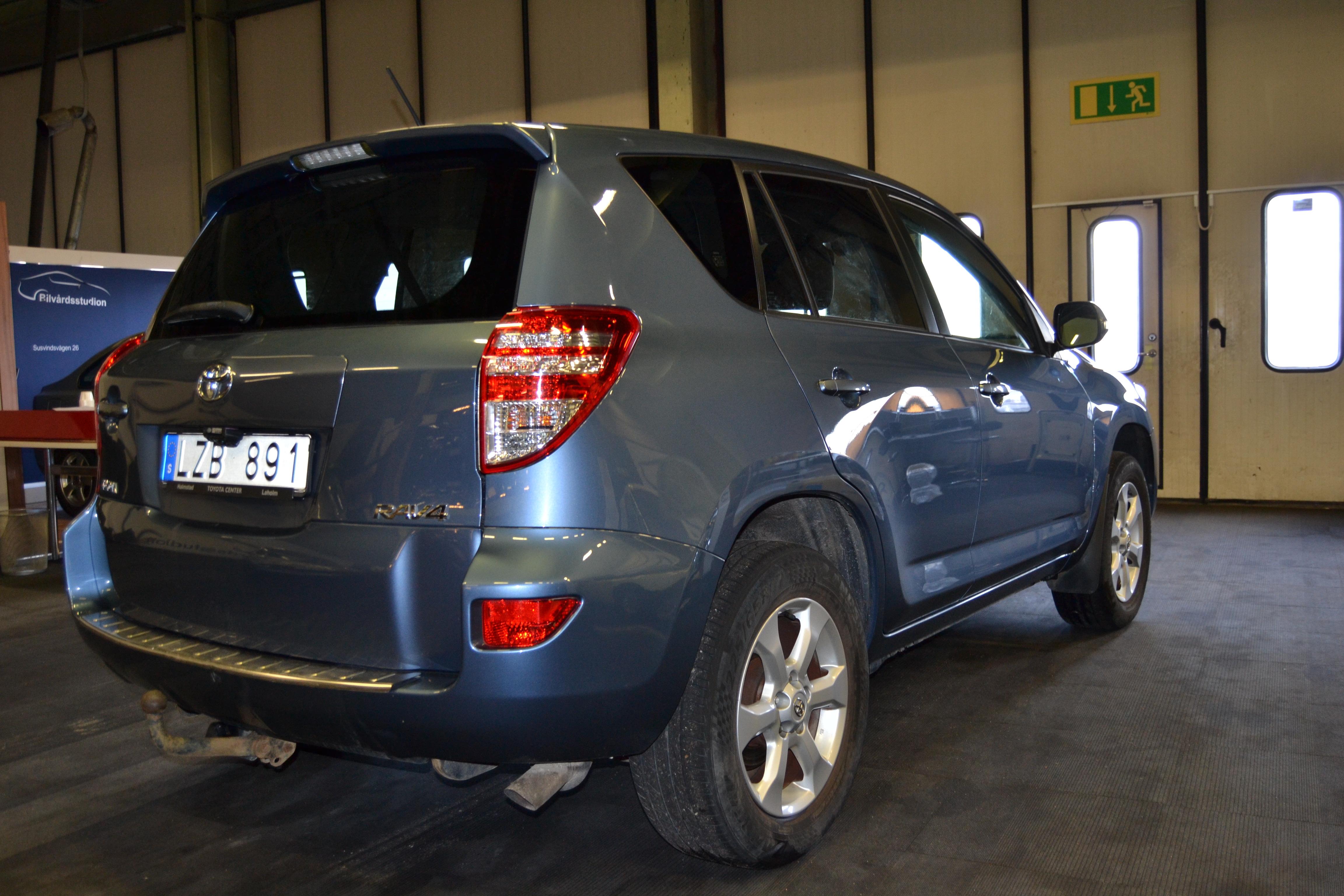 Toyota RAV4 2.0 VVT-i 4x4 158hk 2011, bild 3/40