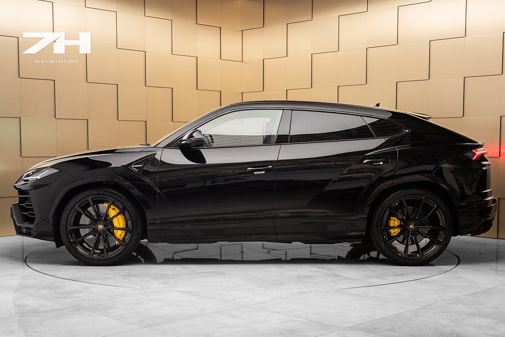 Lamborghini Urus B&O / 360° / HuD / Massage