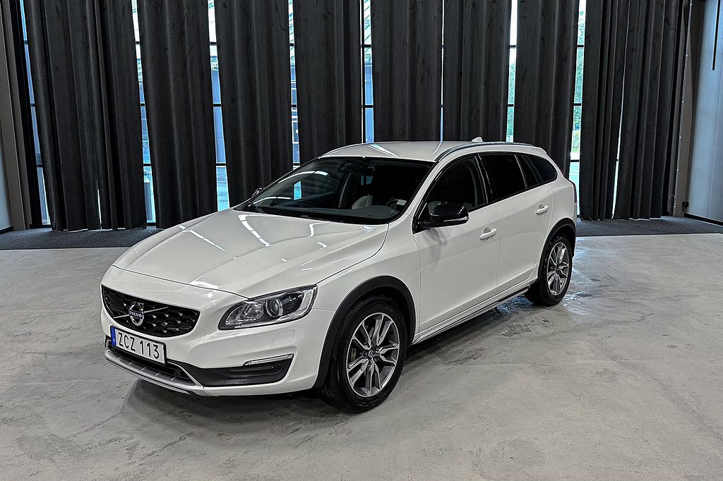 Volvo V60 Cross Country D4 AWD Classic Summum|Kamera|H/K|Nav