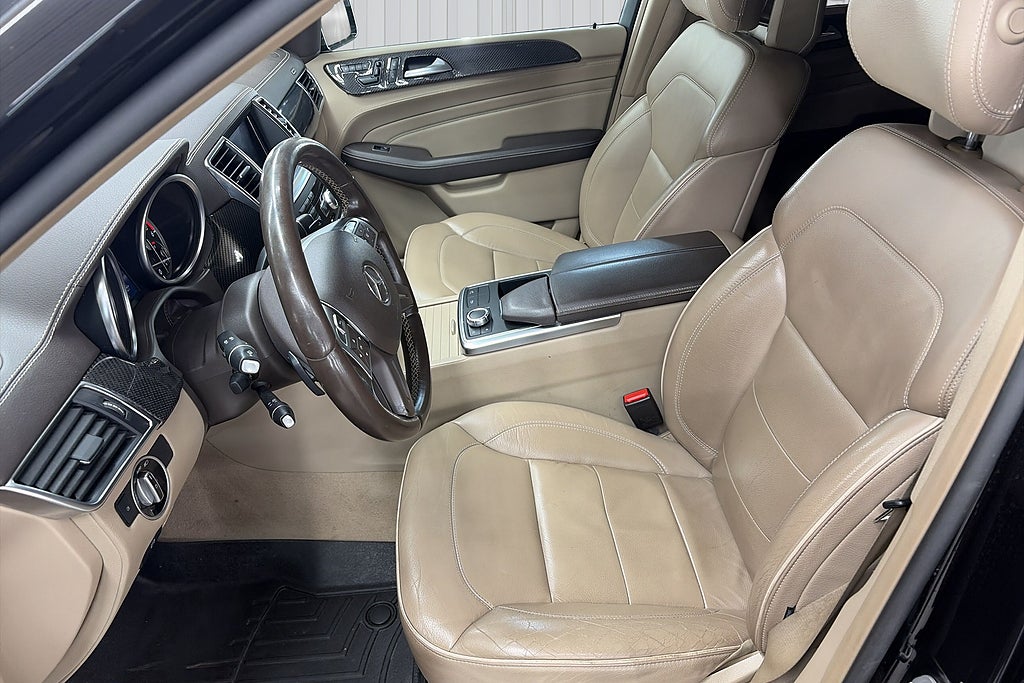 Mercedes-Benz ML 2013