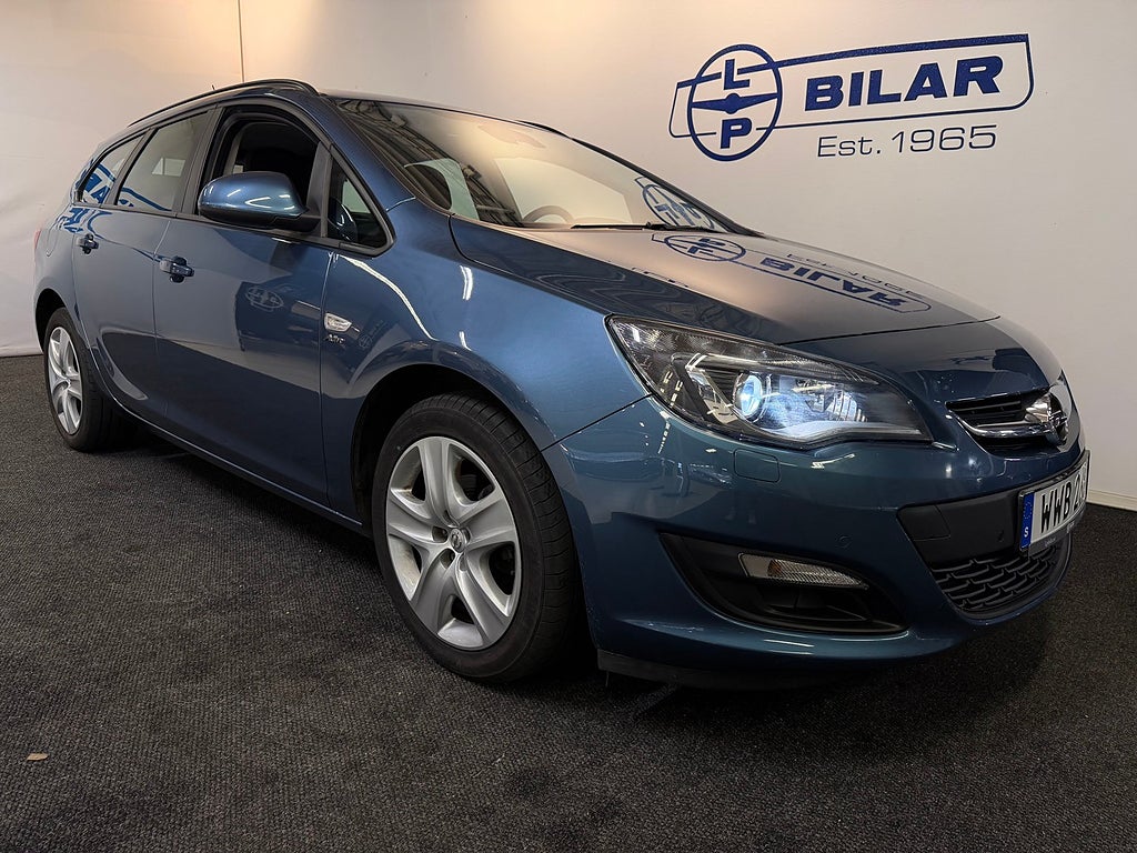 Opel Astra Sports Tourer 1.4 Turbo/ 1 Ägare/ Drag/ Vhjul/ Nyservad