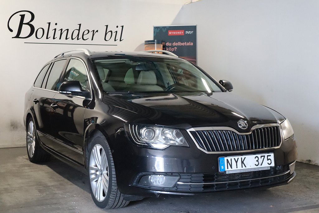 Skoda Superb Kombi 3.6 FSI V6 4x4 Busines PANO FJÄRR-V NYBES