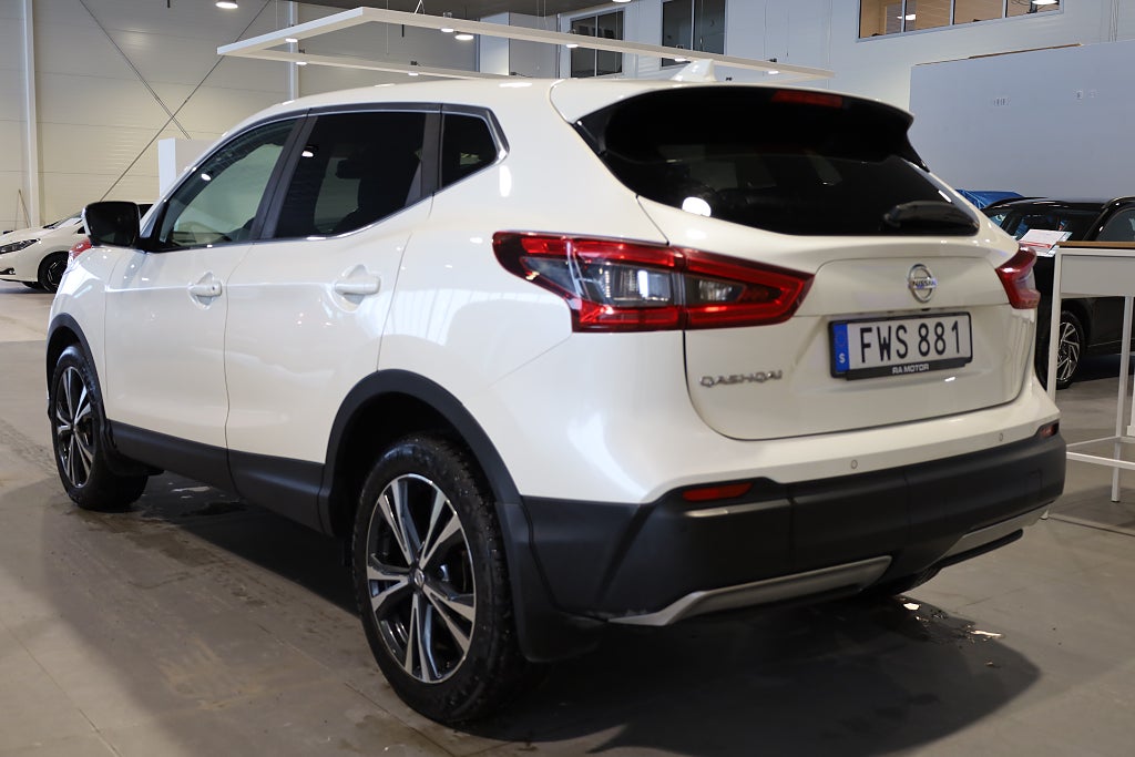 Nissan Qashqai 1,3 DIG-T 160hk N-CONNECTA Aut 360° Navi P-sensorer 2019