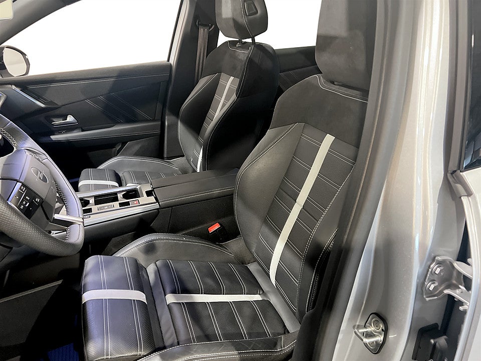 Bild på Opel Grandland Ultimate Hybrid 136hk Aut - ELSTOL,B-KAMERA,DRAG