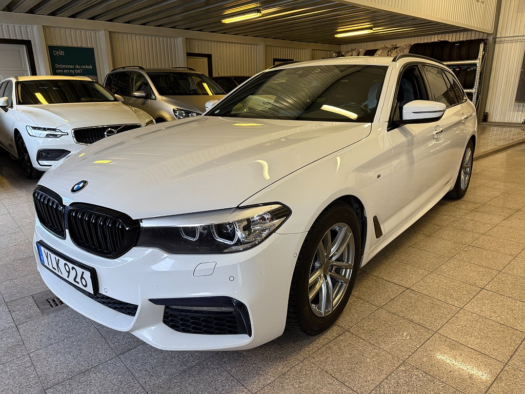 BMW 520d Touring Steptronic M Sport Värmare Navi H/K Kamera 