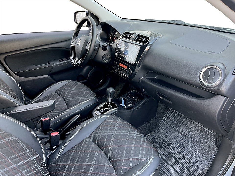 Bild på Mitsubishi Space Star Space Star 1.2 MIVEC INVECS-III 71hk Aut B-KAMERA