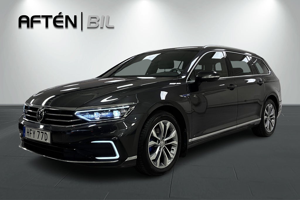 Volkswagen Passat GTE 1.4 TSI Executive Dragpaket P-Värmare *NYSERVAD*