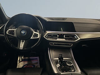 BMW X5 xDrive45e M Sport S&V/Pano/Skinn/Kamera/Carplay/MOMS