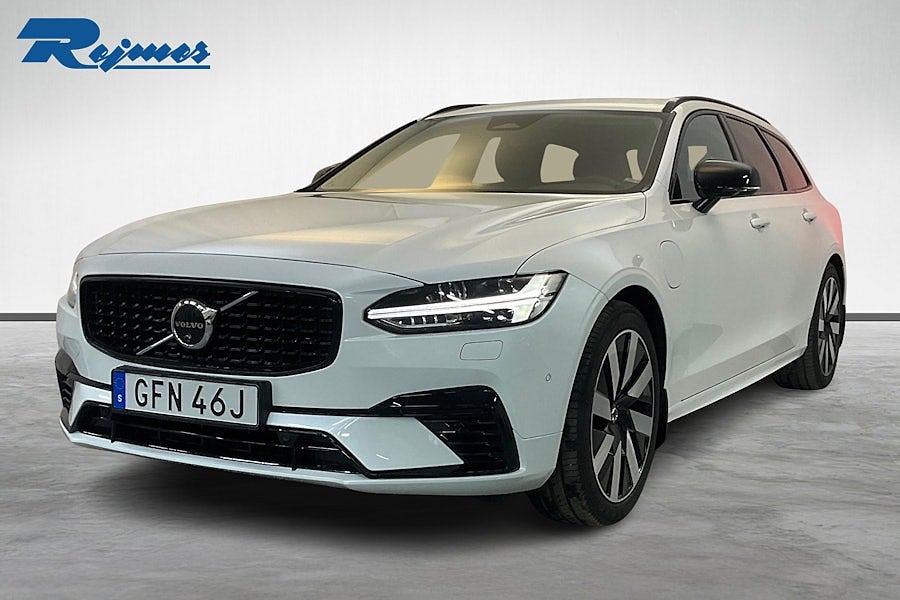 Volvo V90 T6 Plus Dark Edition/Dragkrok/360-Kam/H&K/Keyless