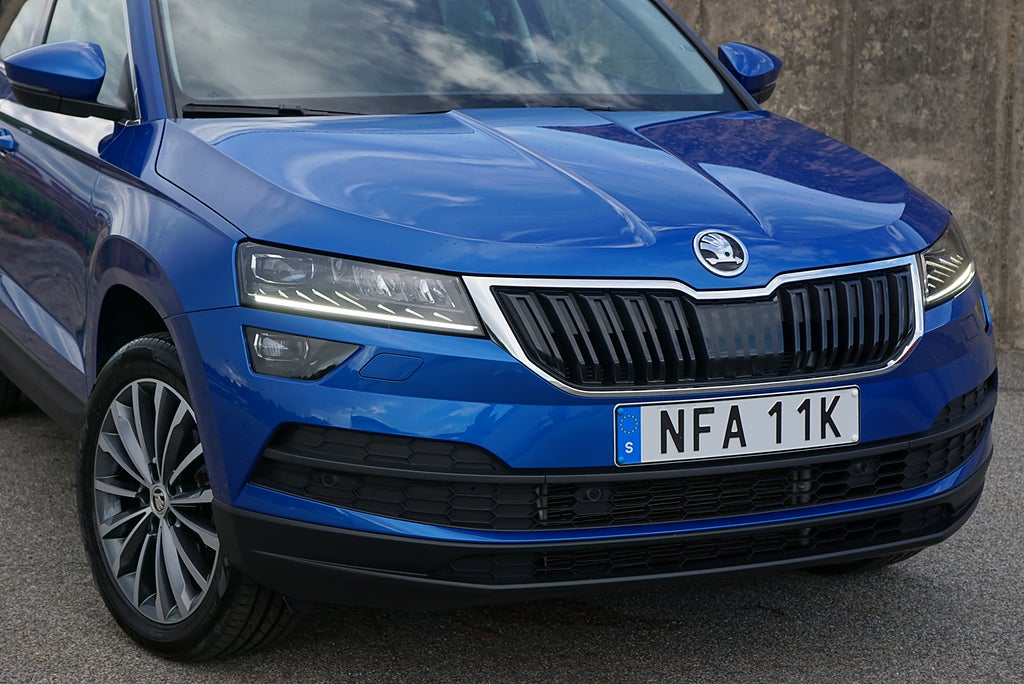 Skoda Karoq 1.5 TSI Style Automat|1-Ägare|Värmare|Cockpit|Drag|