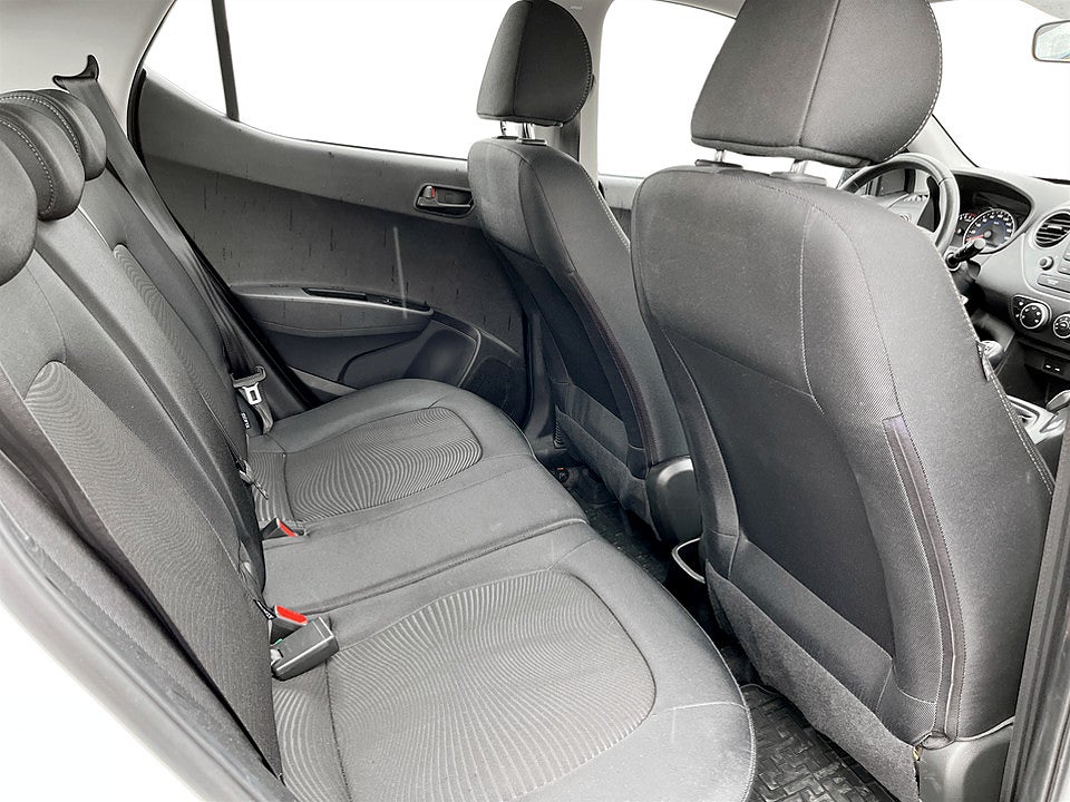 Bild på Hyundai i10 Comfort 1.0 67hk FARTHÅLLARE RATTVÄRME