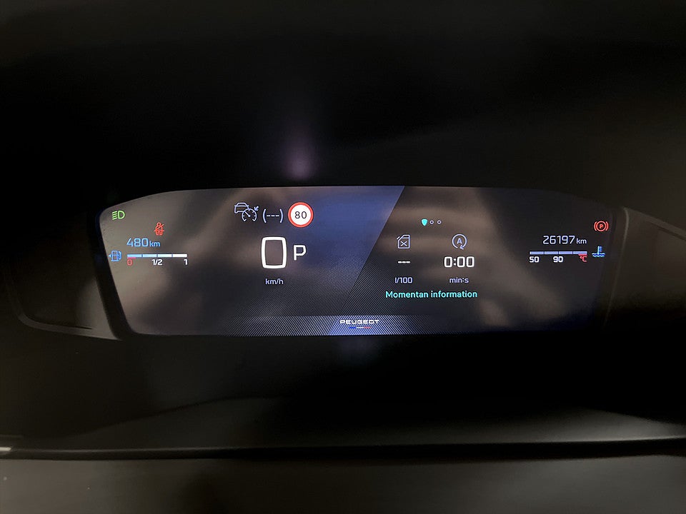 Bild på Peugeot 2008 Allure 1.2 PT 130hk Aut B-KAMERA CARPLAY